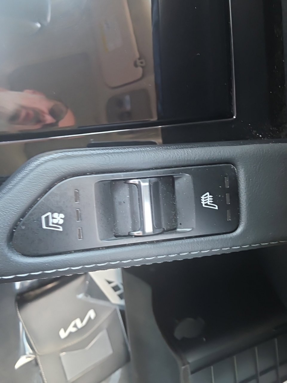 Used 2022 Kia Telluride SX w/ SX Prestige Package AWD/4WD image 39