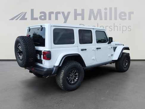 New 2025 Jeep Wrangler Unlimited Rubicon 392 image 6