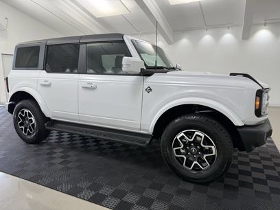 New 2025 Ford Bronco Outer Banks