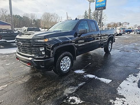 Certified 2024 Chevrolet Silverado 3500 W/T w/ WT Convenience Package image 8