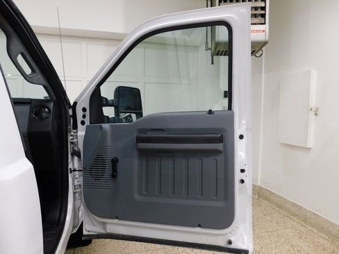 Used 2015 Ford F250 XL image 73