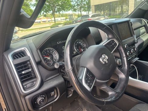 Used 2020 RAM 1500 Big Horn AWD/4WD image 4