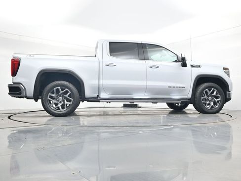 New 2026 GMC Sierra 1500 SLT w/ SLT Premium Plus Package image 32