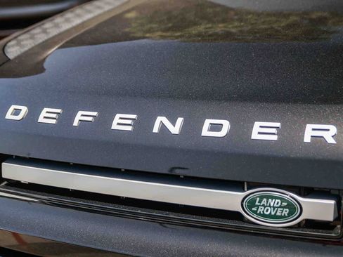 Used 2025 Land Rover Defender 130 S AWD/4WD image 11