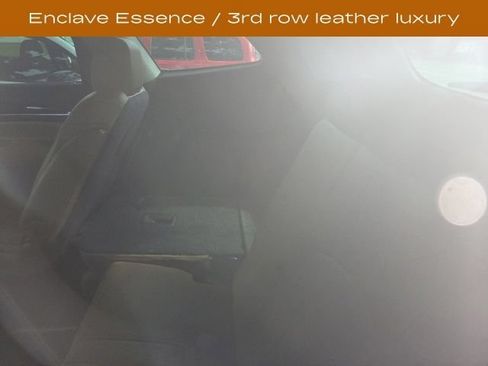 Used 2019 Buick Enclave Essence w/ LPO, Luxury Package FWD image 11