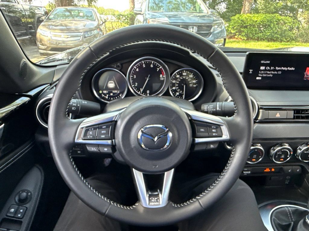 Used 2025 MAZDA MX-5 Miata RF Grand Touring RWD image 70