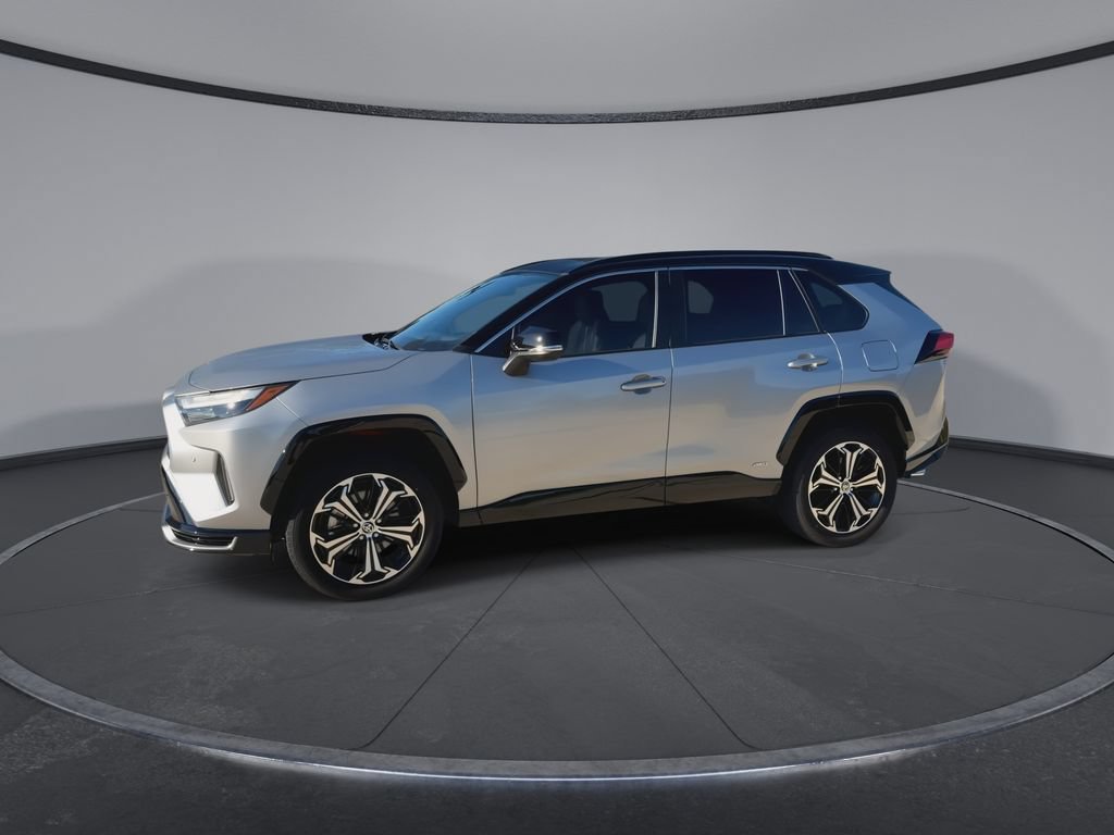 Used 2025 Toyota RAV4 XSE w/ Premium Package AWD/4WD image 5