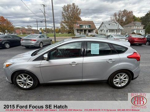 Used 2015 Ford Focus SE w/ SE Cold Weather Package image 2