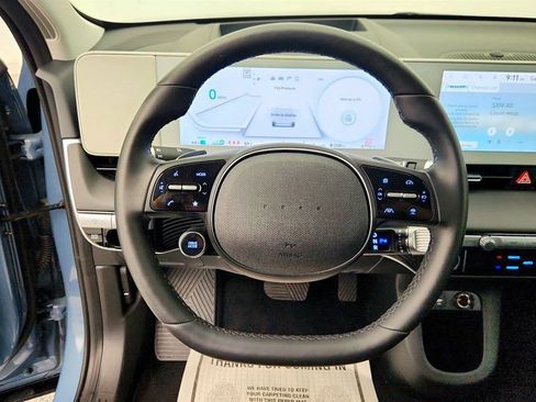 Used 2024 Hyundai Ioniq 5 Limited image 14