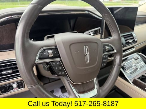 Used 2023 Lincoln Navigator Reserve AWD/4WD image 25