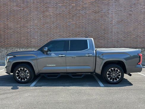 Used 2022 Toyota Tundra Limited AWD/4WD image 2