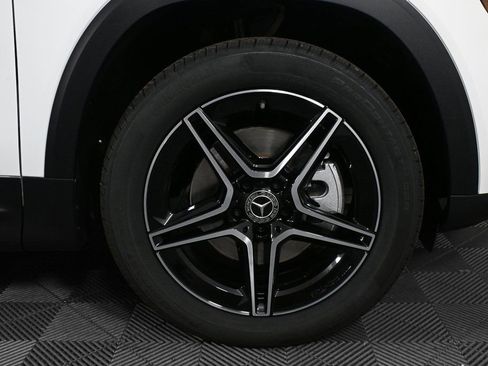 New 2026 Mercedes-Benz GLB 250 image 37