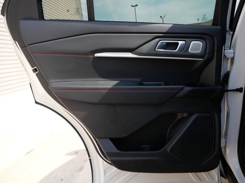 Certified 2025 Ford Explorer ST w/ Sun And Sound Package AWD/4WD image 15