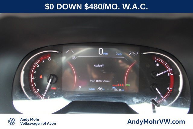 Used 2025 Toyota RAV4 XLE AWD/4WD image 32