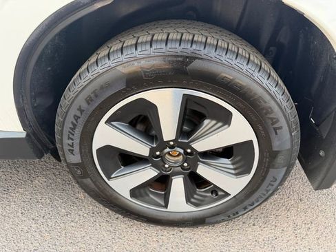 Used 2018 Subaru Forester 2.5i Limited image 14