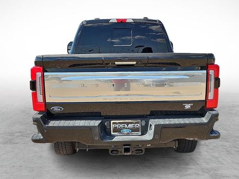 Used 2024 Ford F250 Limited w/ FX4 Off-Road Package AWD/4WD image 9