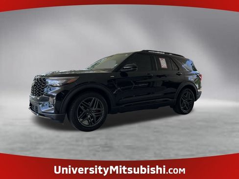 Used 2026 Ford Explorer ST-Line w/ ST-Line Street Pack RWD image 1