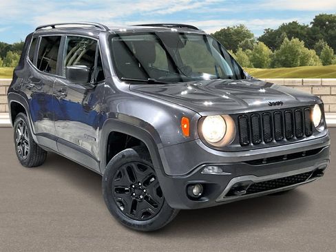 Used 2018 Jeep Renegade Sport w/ Power & Air Group image 2