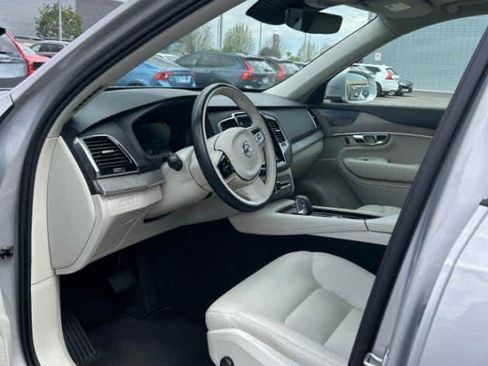 Used 2023 Volvo XC90 T8 Plus AWD/4WD image 2