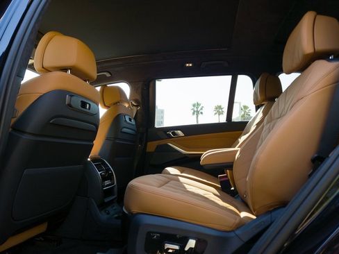 New 2026 BMW X7 xDrive40i w/ M Sport Package image 17