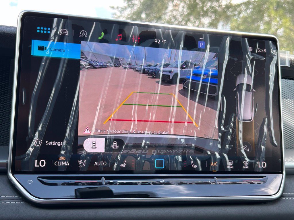 New 2026 Volkswagen Tiguan SE R-Line FWD image 30