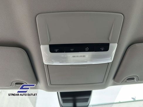 Used 2025 Nissan Altima 2.5 SR image 34