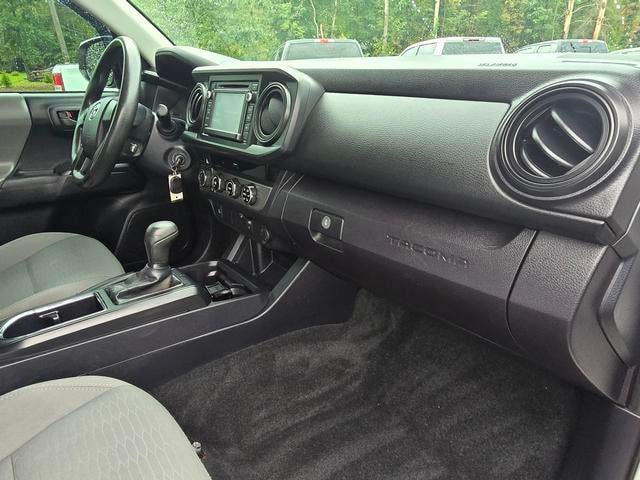 Used 2016 Toyota Tacoma SR AWD/4WD image 19
