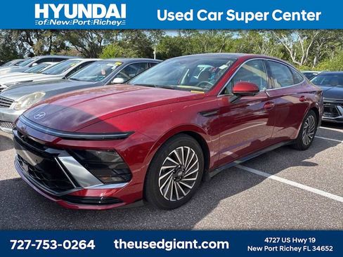 Used 2024 Hyundai Sonata Limited image 1