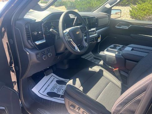 New 2025 Chevrolet Silverado 1500 LT image 16