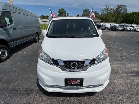Used 2019 Nissan NV200 SV image 3