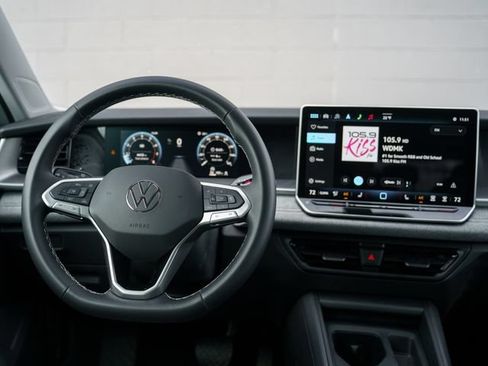 Certified 2025 Volkswagen Tiguan S w/ 18" Wheel Package AWD/4WD image 19