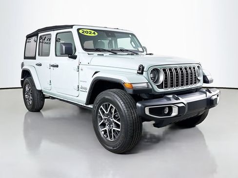 Used 2024 Jeep Wrangler Unlimited Sahara AWD/4WD image 1