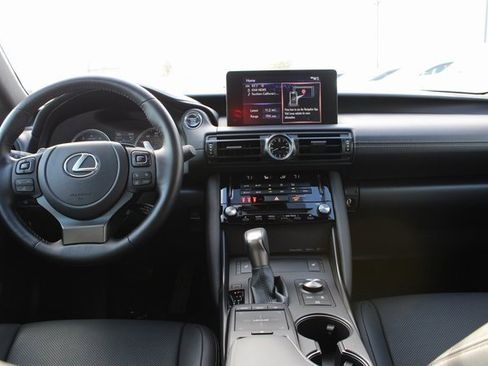 Certified 2025 Lexus IS 300 F Sport image 10