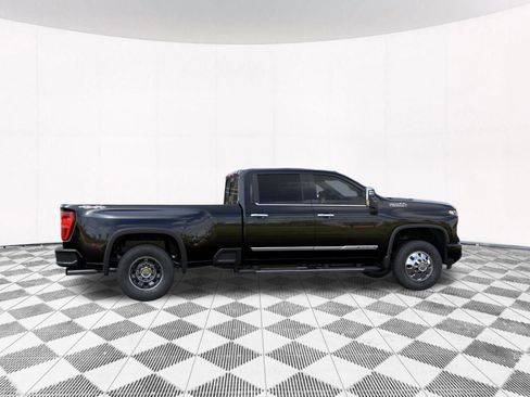 New 2026 Chevrolet Silverado 3500 High Country w/ High Country Premium Package image 11