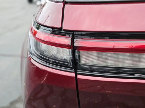 Used 2023 Jeep Grand Cherokee Overland image 9