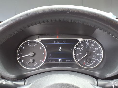 Used 2022 Nissan Sentra SV FWD image 9