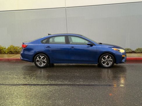 Used 2020 Kia Forte LXS image 7