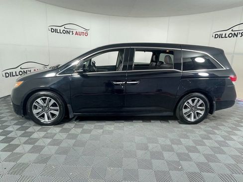 Used 2016 Honda Odyssey Touring Elite image 3