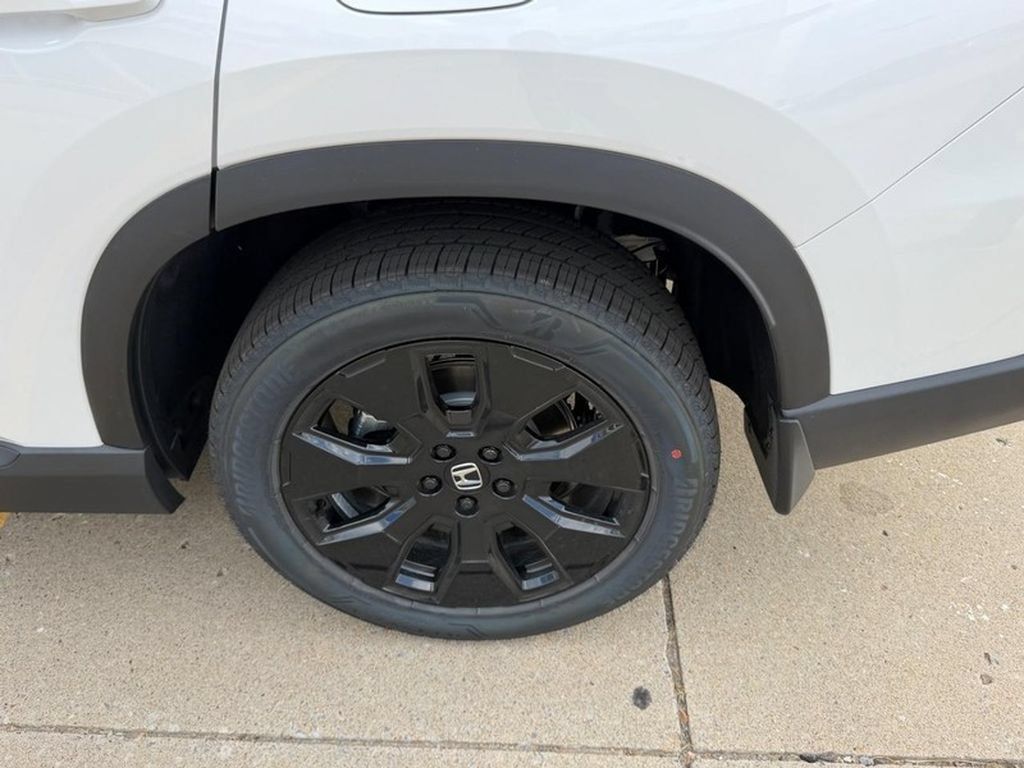 New 2026 Honda Pilot Black Edition image 6