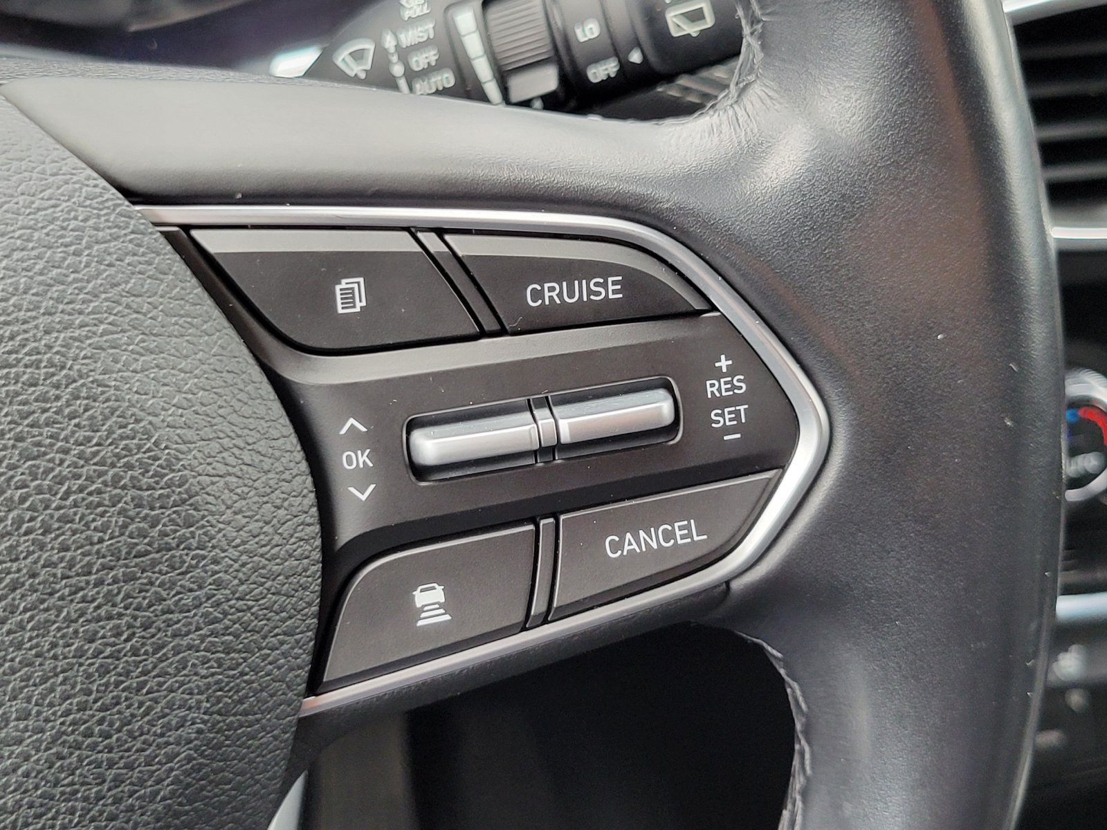 Used 2020 Hyundai Santa Fe Limited w/ Cargo Package AWD/4WD image 19