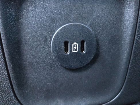 Certified 2025 Ford Escape ST-Line w/ Tech Pack #1 image 13