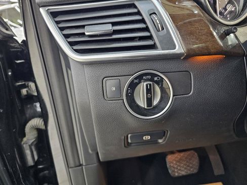 Used 2014 Mercedes-Benz ML 350 4MATIC image 37