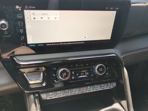 Used 2025 GMC Sierra 1500 AT4X AWD/4WD image 18