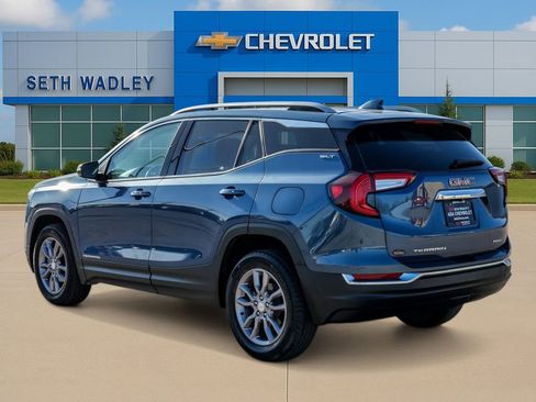 Used 2024 GMC Terrain SLT image 5