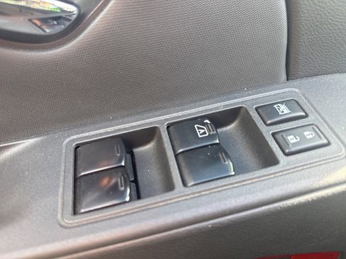 Used 2024 Nissan Frontier PRO-4X w/ Off-Road Protection Package image 19