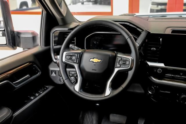 Used 2026 Chevrolet Silverado 2500 LT AWD/4WD image 15