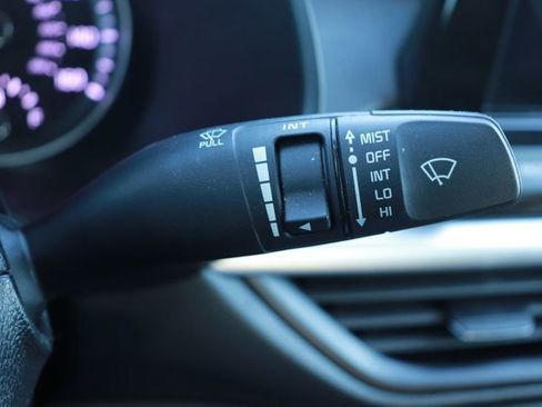 Used 2023 Kia Forte LXS image 21