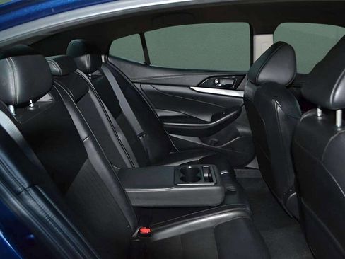 Used 2017 Nissan Maxima 3.5 SV image 22