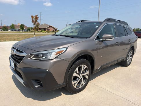 Used 2022 Subaru Outback Limited AWD/4WD image 2