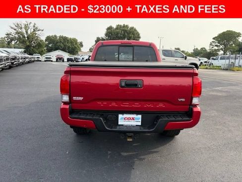 Used 2016 Toyota Tacoma TRD Sport w/ Towing Package AWD/4WD image 5